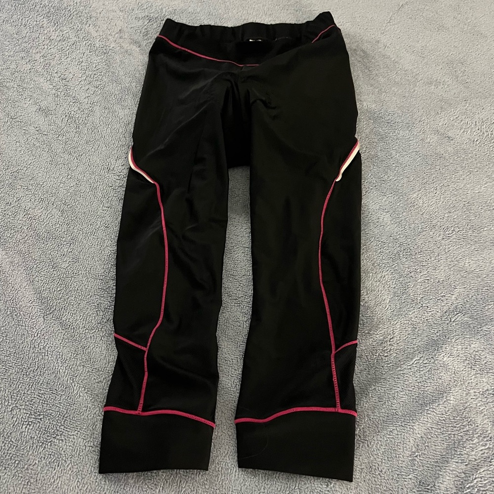 Capri length cycling pants